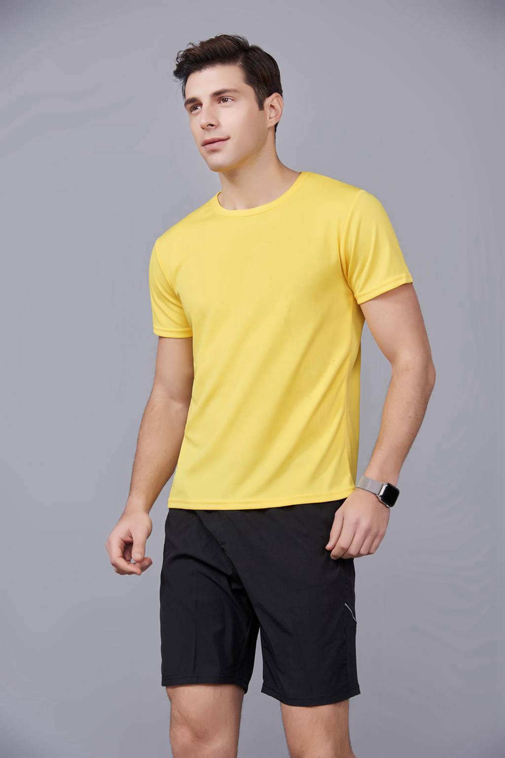 定制服裝會是服裝行業(yè)的發(fā)展趨勢嗎？